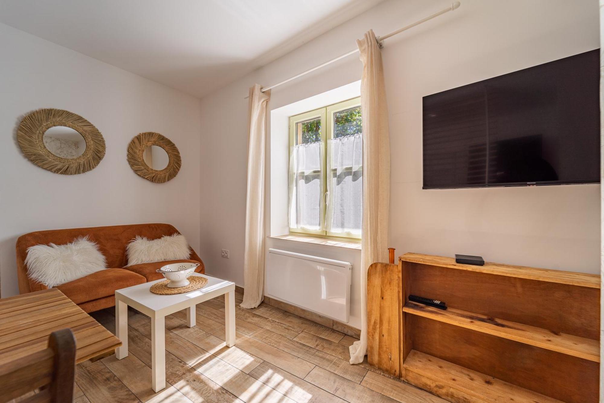 Cosy Room'S Frontonas Esterno foto
